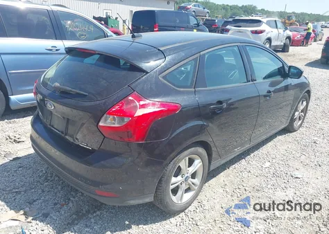 2014 Ford Focus Se z USA, uszkodzony, nr VIN 1FADP3K25EL107554
